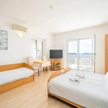 Marnic Blue Chill- Comfort With Balcony S4