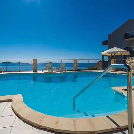 Marnic Blue Chill- Comfort With Balcony S4 *