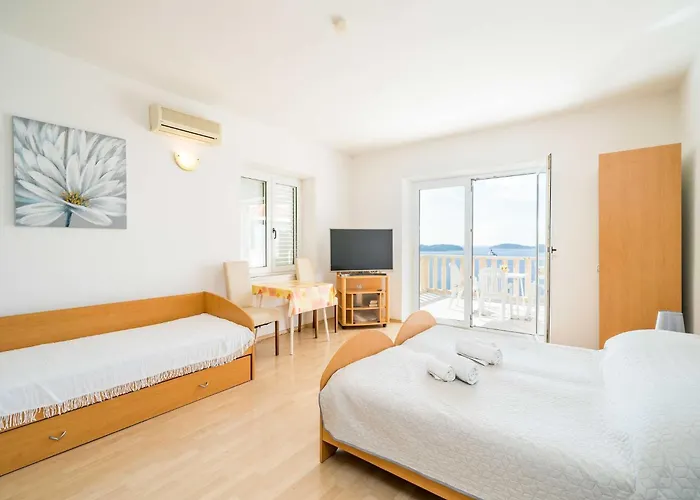 Marnic Blue Chill- Comfort With Balcony S4