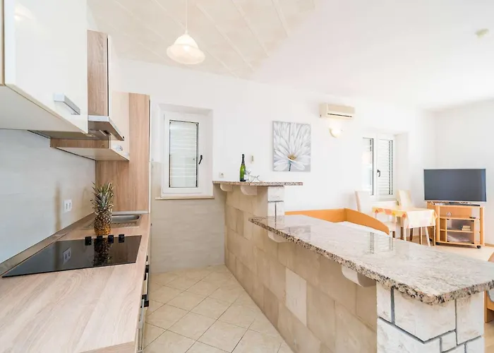 Marnic Blue Chill- Comfort With Balcony S4 * Mlini